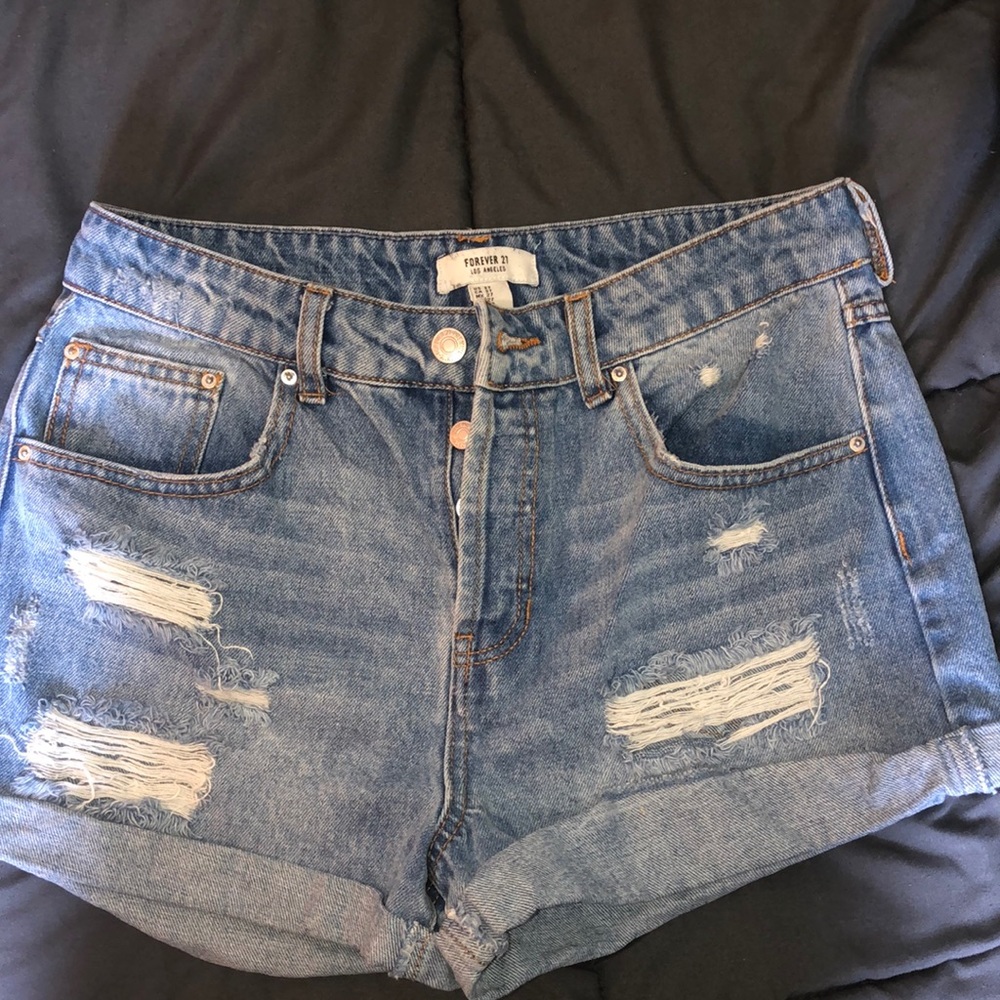 FOREVER 21 HIGH WAISTED SHORTS